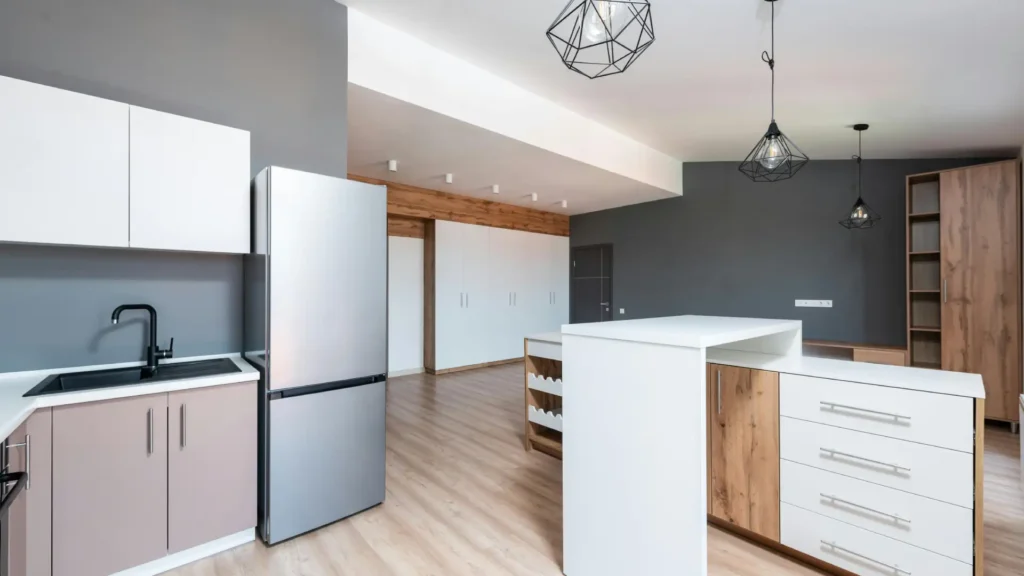 Storage Cabinets & Shelving